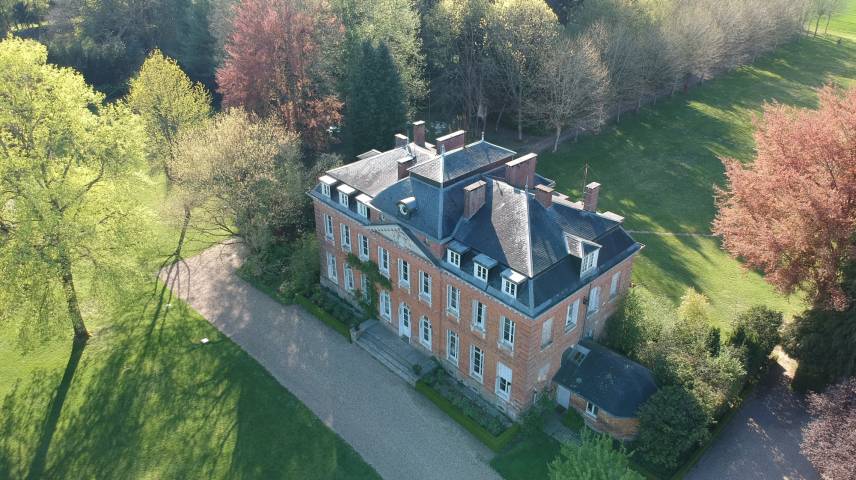 SAISON 2023 / OFFRES D'EMPLOIS ET DE STAGES